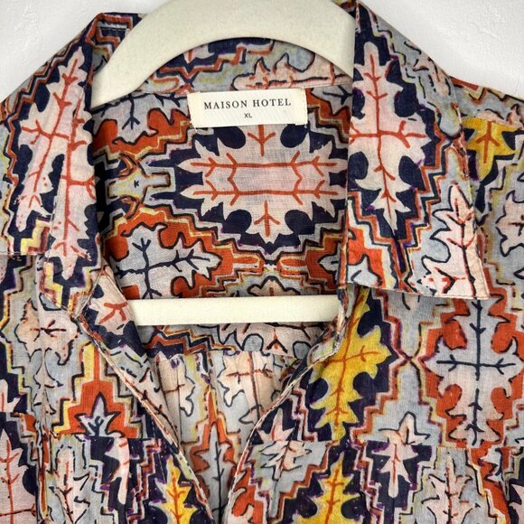 MAISON HOTEL XL Georgia Blouse in Mosaique print EUC - Picture 2 of 3
